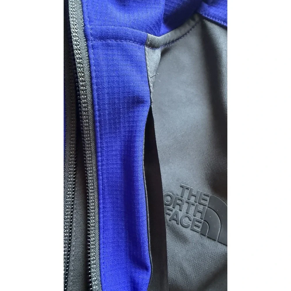 The North Face Men's Lightweight Jacket Size XL PTP 25 Length 30 Gently Used‎